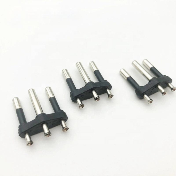 Brazil NBR 14136 Plug Insert Manufacturer 3 Prong 4.8mm Brass Pins Plug Inner Frame for 10A/20A Power Plugs